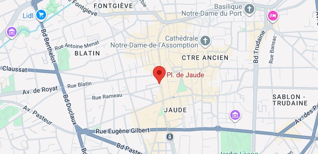 Place de Jaude Clermont-Ferrand